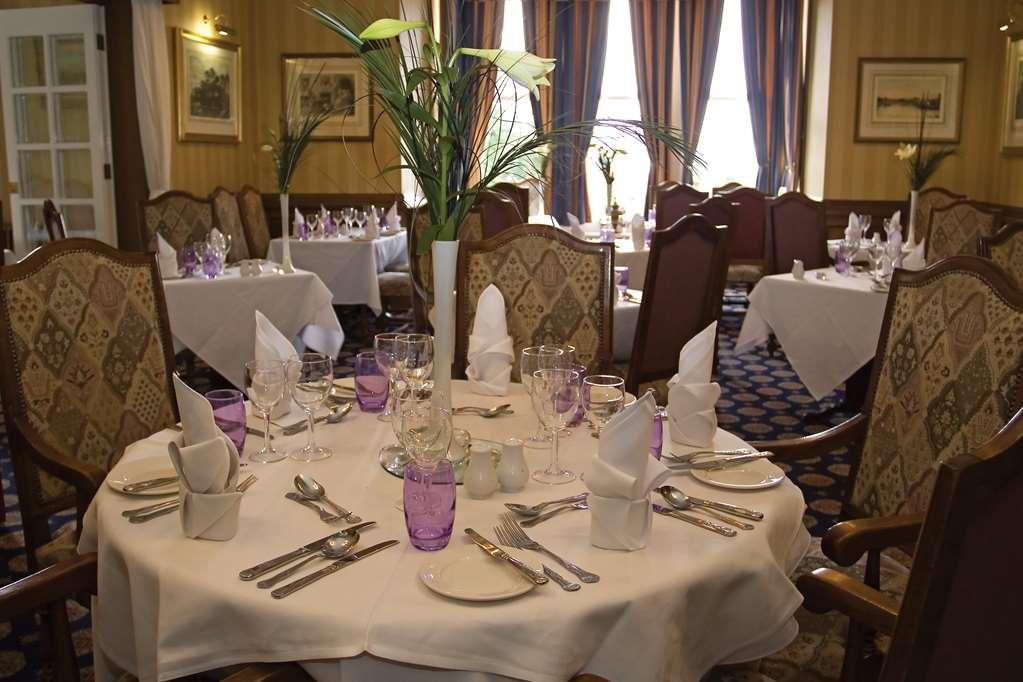 Burnley North Oaks Hotel And Leisure Club Restaurant photo